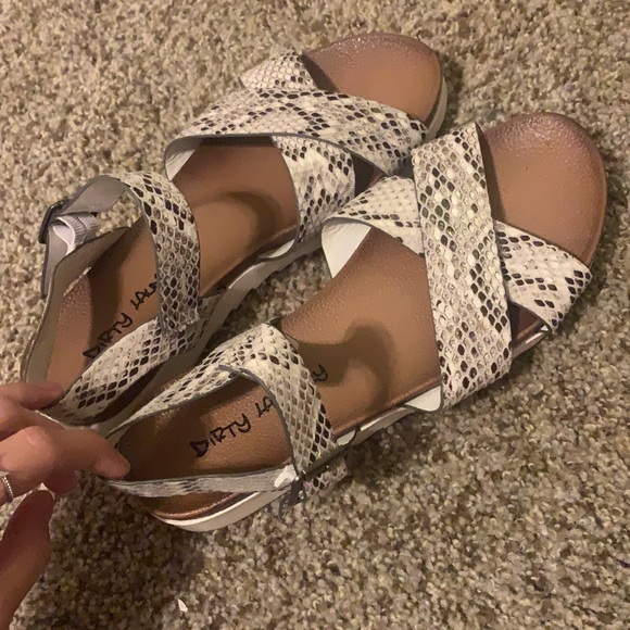 Dirty laundry sandals - Picture 1 of 1